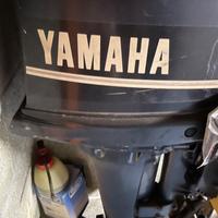 Motore fuoribordo Yamaha