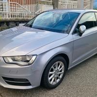 Audi A3 1.6 TDI Attraction 110cv E6