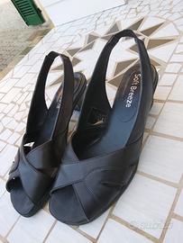 sandalo in pelle donna 