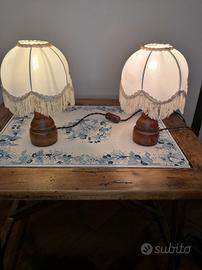 Coppia Lampade Comodino legno paralume tenda