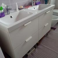 arredo bagno con doppio lavabo 