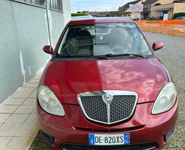Lancia y 1.200 benzina