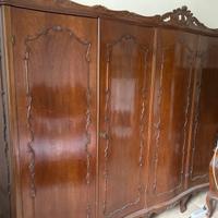 Mobile in legno stile veneziano