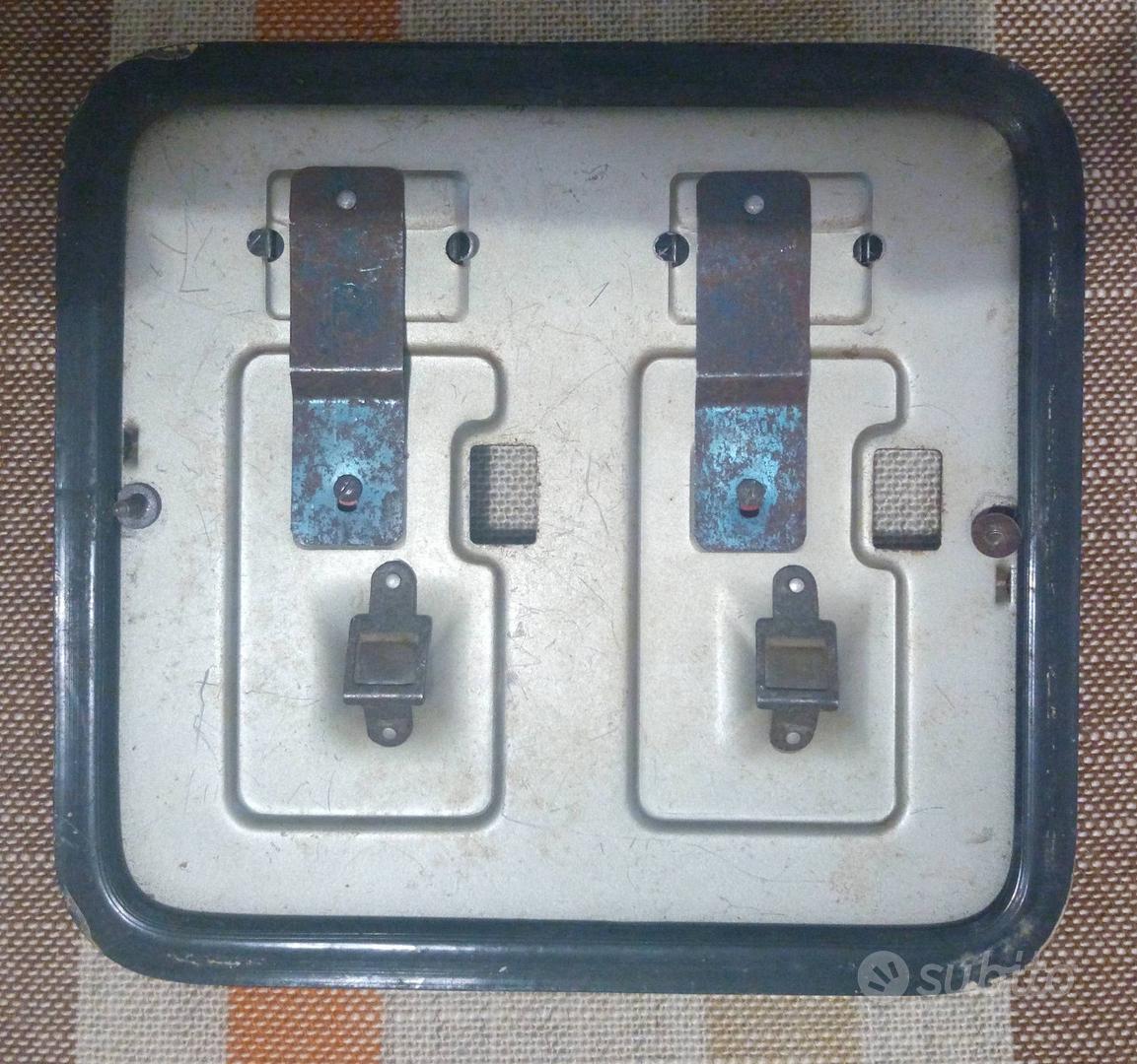 14 Vecchi interruttori elettrici per lampade vintage mai usati