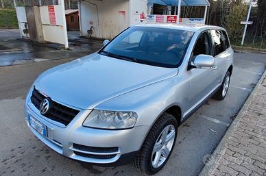 VOLKSWAGEN Touareg 2.5 R5 TDI