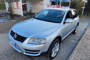 VOLKSWAGEN Touareg 2.5 R5 TDI