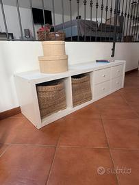 Scaffale con 4 cassetti 147x42cm
