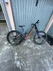 Kona operator DH