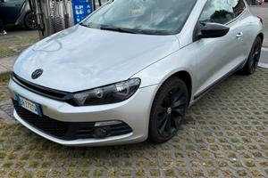 Scirocco 2.0 TFSI 220cv