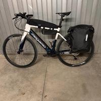 E-BIKE MEGAMO PRONTA VIAGGIOTg. M, 1x11v – KM 0