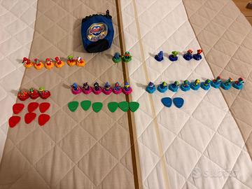 KOBOTS 30 personaggi + 14 plettri + busta