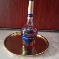 Bottiglia whisky Johnnie Walker-COGNAC COURVOISIER