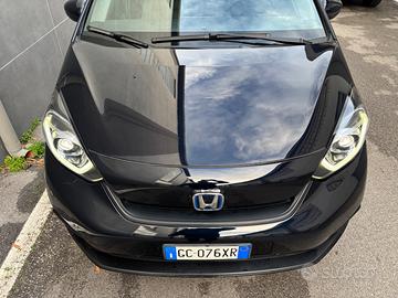 Honda jazz hybrid 33.000 km full optional permuta