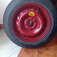ruotino di scorta 4 fori + attrezzi
