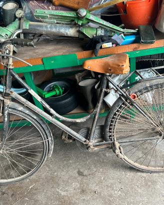 Bici donna antica