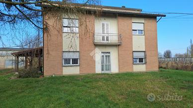 CASA INDIPENDENTE A BAGNACAVALLO