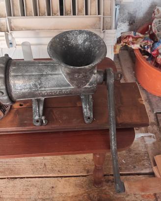 Macchina per salsicce manuale