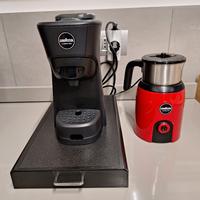 Macchinetta del caffè + Cappuccinatore