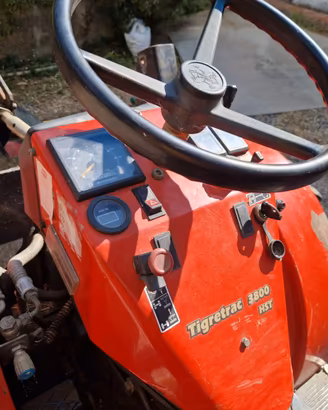 Trattore Carraro 3800 HST + Trincia