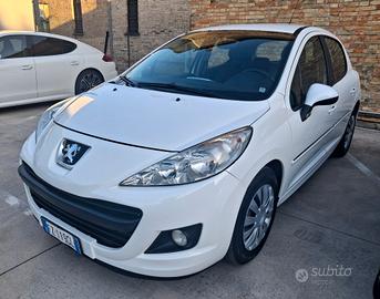 Peugeot 207 Plus 1.4 8V 75CV GPL