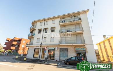 3 LOCALI CON CANTINA