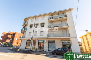 3 LOCALI CON CANTINA