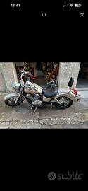 Honda shadow 750