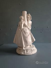 Scultura Antica Porcellana Bianca