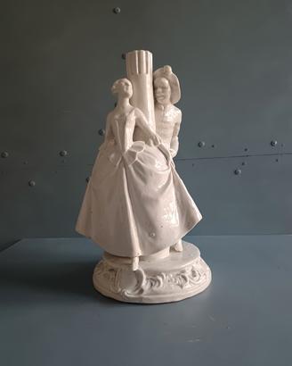 Scultura Antica Porcellana Bianca