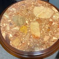 Tavolino comodino ripiano in marmo