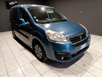 Peugeot Partner Tepee del 2016 benzina 130.000 km