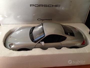 Scala 1/18 porsche cayman