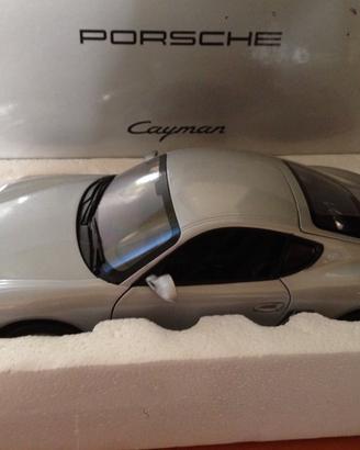 Scala 1/18 porsche cayman