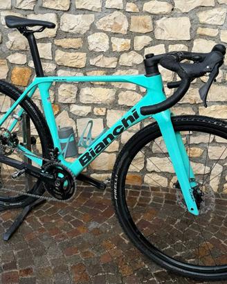 BIANCHI IMPULSO CARBONIO GRAVEL