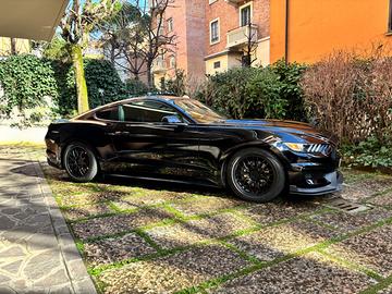 Mustang 2300 EcoBoost 317 cv