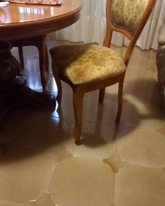 Tavolo e 4 sedie