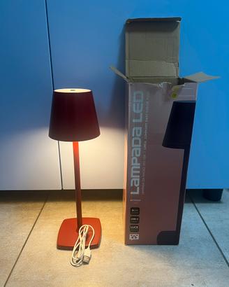 Lampada a led rossa comodino