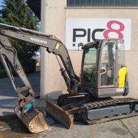 Miniescavatore Volvo ECR48C