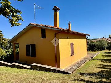 CASA INDIPENDENTE A SORIANO NEL CIMINO