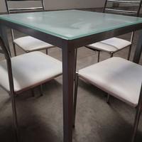 Tavolo cucina in vetro  con 4 sedie