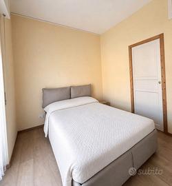 Via magenta ampio bilocale: 378 euro