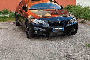 BMW 218 F22