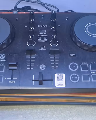console dj