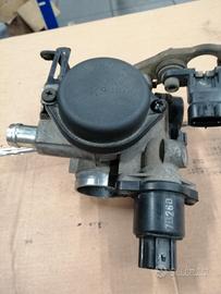 corpo farfallato Yamaha x max 250