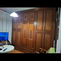 armadio comodino e specchio 