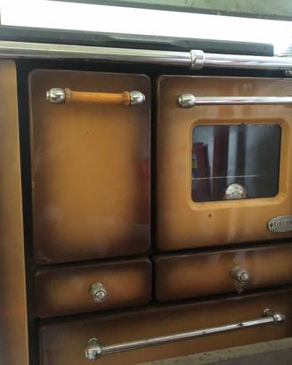 Stufa cucina a legna