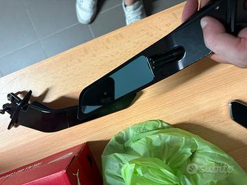 Specchietti  STEALTH Tmax 530  piu portatarga