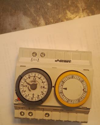 Temporizzatore settimanale