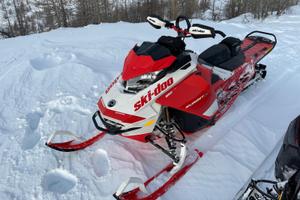 Motoslitta Skidoo Summit Expert 850 anno 2020