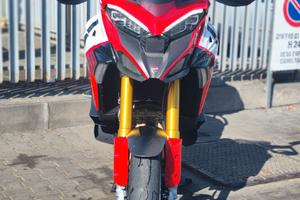 Multistrada V4 pikes peak